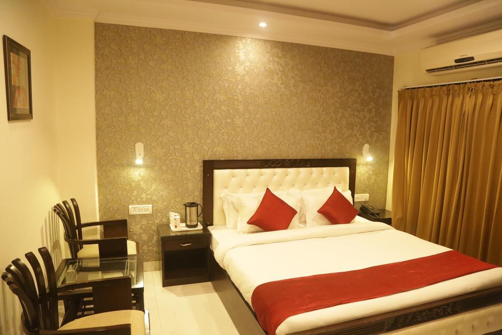 Hotel Eurasia Jaipur Buitenkant foto